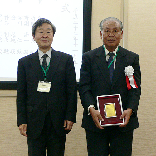 日本表面科学会にて表彰