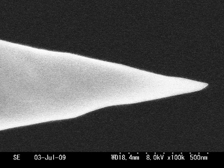 白金イリジウムプローブ (電解研磨仕上げ・STM用) P-100PtIr(S)SEM像