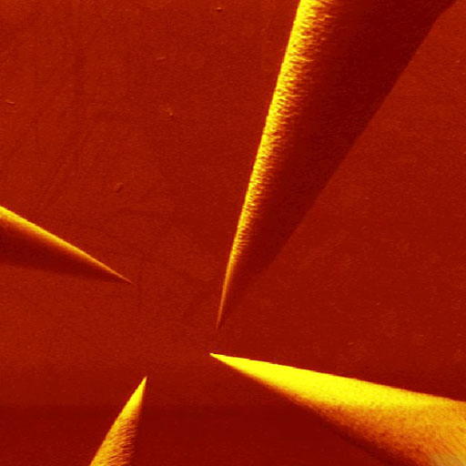 SEM Image of 4 Probes below 10K by USM1400-4P